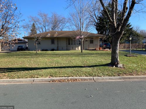 11309 Bittersweet St, Minneapolis, MN 55433-3559