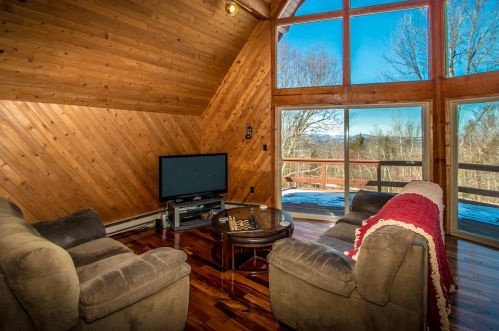 62 Sunset Paradise Rd, Northumberland, NH 03583-6438