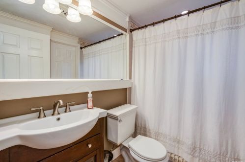 419 4 St, Elwood NY  11731-2932 exterior