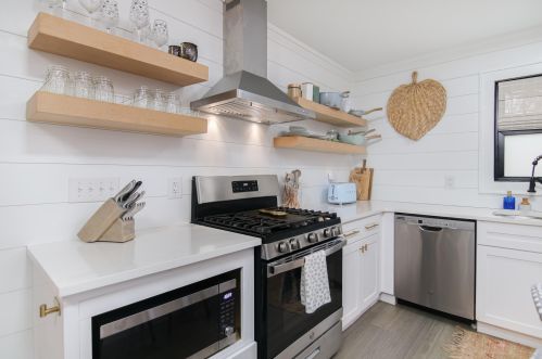 3551 Dunmovin Dr, Johns Island SC  exterior