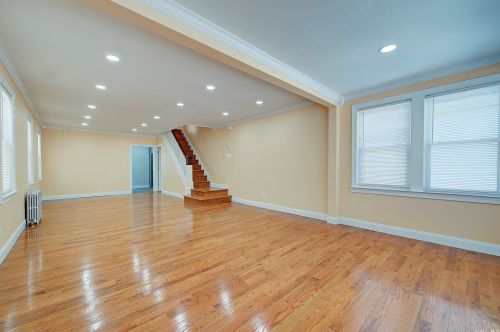 111-40 118th St, Jamaica, NY 11420-2302