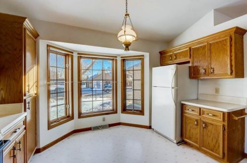 5339 Cambridge Ln, Milwaukee WI 53221-3237 exterior