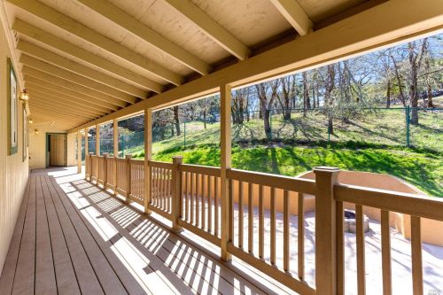 25592 Fairbanks Pl, Willits CA  95490-8910 exterior