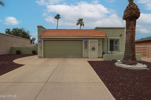 9541 Fairway Blvd, Chandler, AZ 85248-6519