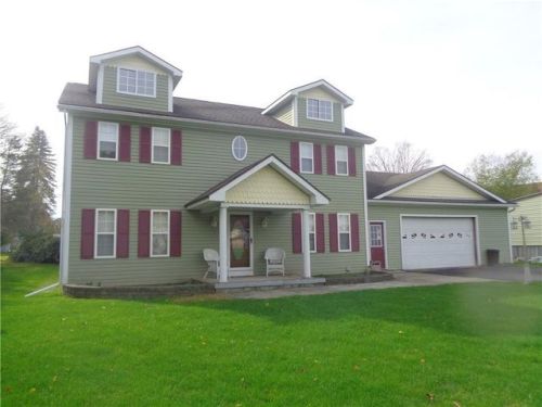 4 Burd Ave, Canisteo, NY 14823-1105