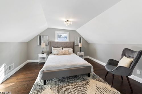 8 Mary Ln, Fanwood NJ  07023-1009 exterior