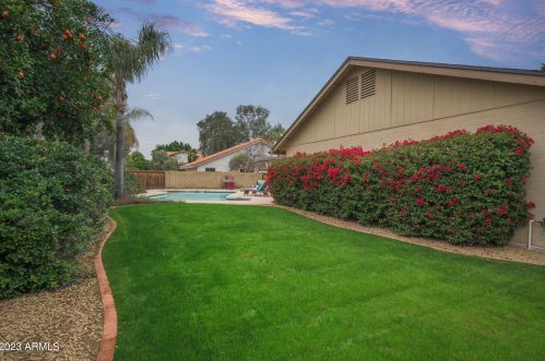 5015 Paradise Ln, Scottsdale AZ  85254-1045 exterior