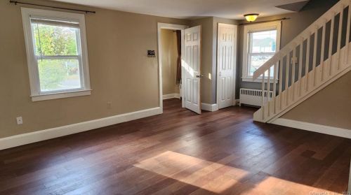 17 Morris Ave, Bristol CT  06010-4476 exterior
