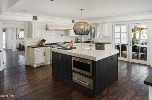 4401 61 St, Scottsdale AZ 85254-1914 exterior