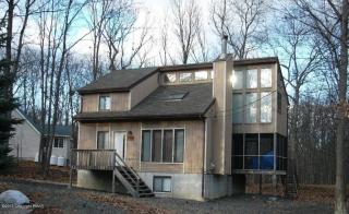337 Sparrow Loop, Bushkill, PA 18324-8951