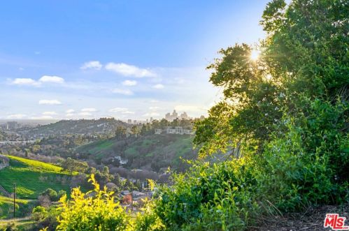2083 Hanscom Dr, South Pasadena CA  91030-4011 exterior