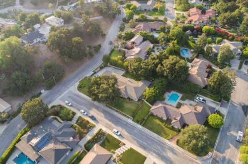 607 Oak Grove Dr, Glendora CA  91741-2258 exterior