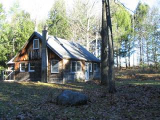136 Monument Rd, Dublin, NH 03444-8239