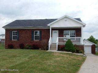 8817 Persistence Dr, Louisville, KY 40229-2590