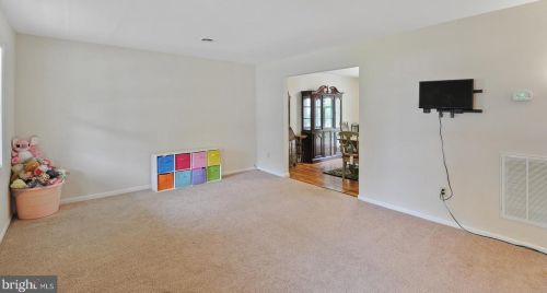 1211 Woodrow Ct, Dover DE  19904-2697 exterior