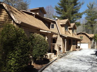 1111 Shirley Pressley Rd, Glenville, NC 28736-6357