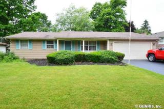 563 Black Walnut Dr, Rochester, NY 14615-1419