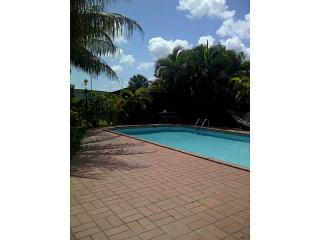 7700 21st St, Miami, FL 33155-6508