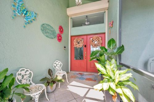 1405 23rd Ter, Cape Coral, FL 33909-4402
