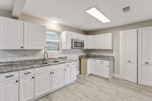 1014 49 St, Galveston TX 77551-5603 exterior