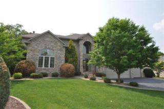 2370 Weston Ridge Ct, Chaska MN  55318-1220 exterior