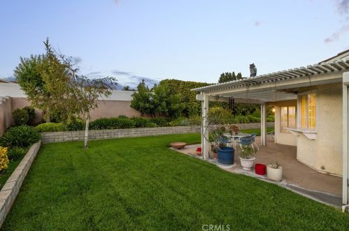 425 Winston Way, Upland CA  91786-2323 exterior