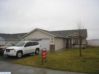 1104 Beech Ave, Pasco, WA 99301-4305