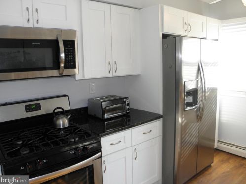 11008 Keswick Rd, Philadelphia PA  19154-4137 exterior