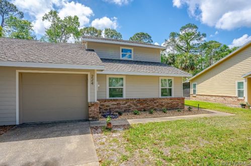 224 Bob White Ct, Daytona Beach, FL 32119-8785