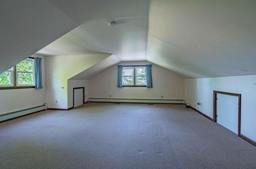 1943 Klines Mill Rd, Breinigsville PA  18031-2230 exterior