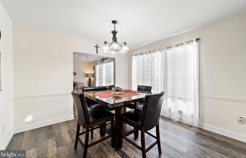 2506 Yellowstone Rd, Riverton NJ  08077-3164 exterior