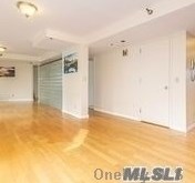 88 Cuttermill Rd, Great Neck, NY 11021-3100