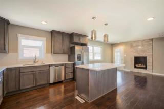 765 Rebecca Dr, Lexington, KY 40502-2940
