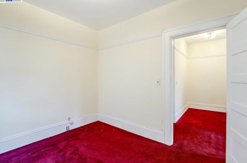 478 36 St, Oakland CA 94609-2327 exterior