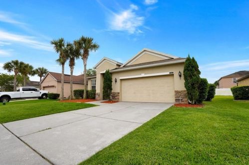 137 Adoncia Way, Sanford, FL 32771-5236