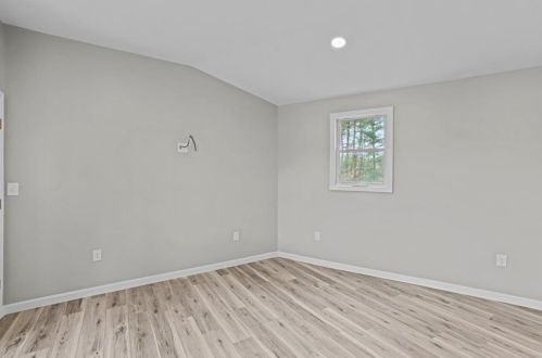 193 Pinehaven Rd, Coventry RI 02816-8934 exterior