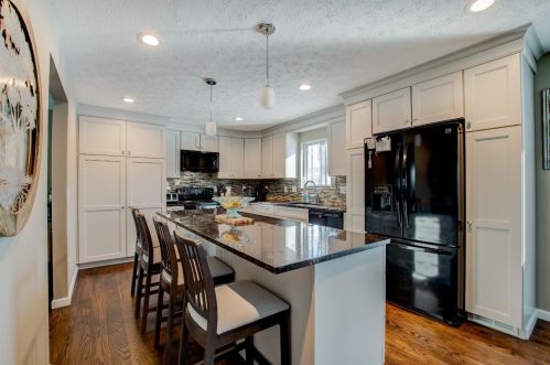 1513 Thornberry Rd, Amelia OH  45102-1772 exterior