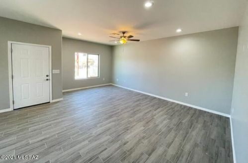 1351 9 Ave, Tucson AZ 85701-2504 exterior