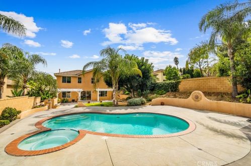 1646 Pleasant Hill Dr, Chino Hills, CA 91709-5924