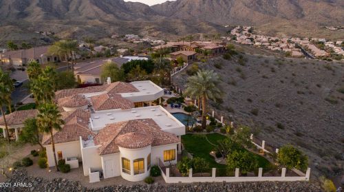 15645 7 St, Phoenix AZ 85014-4142 exterior