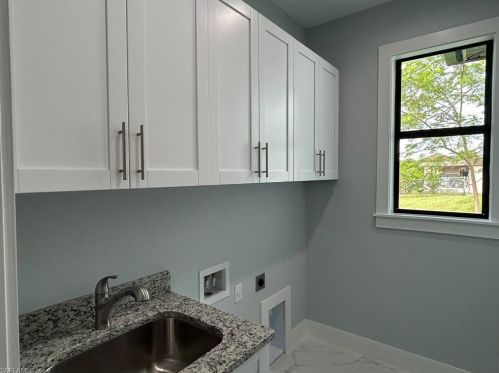 4182 22nd Ave, Naples FL  34120-8957 exterior