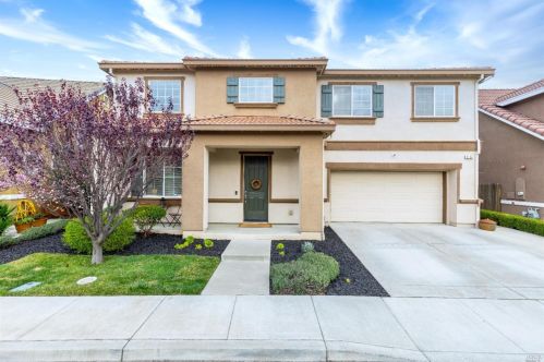 2124 Arabian Dr, Fairfield, CA 94534-7442