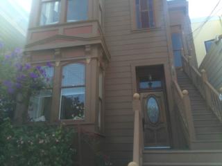 874 Douglass St, San Francisco CA  94114-3607 exterior