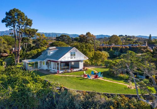 2339 Edgewater Way, Santa Barbara, CA 93109-1922