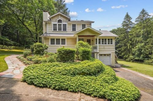 58 Van Orden Ave, Airmont, NY 10901-6424