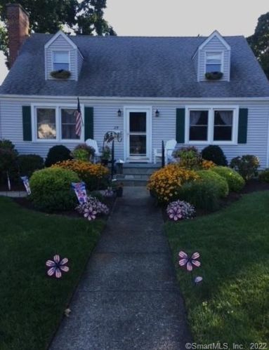 25 Odell Ave, Milford, CT 06460-7347
