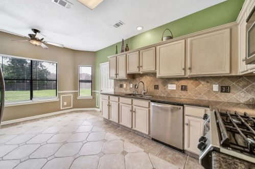 6547 Woodland Oaks, Magnolia, TX 77354-4899