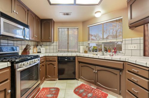 2308 Grouse Crossing Way, Modesto CA  95355-9216 exterior