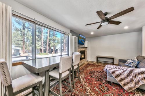 2530 William Ave, South Lake Tahoe CA  96150-7636 exterior