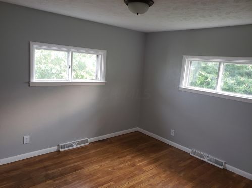 1105 Leesburg Ave, Washington Ch OH  43160-1257 exterior